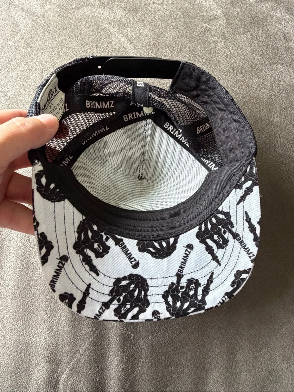 Brimmz Black & White Skeleton Logo Cap Hat Baby XS Halloween